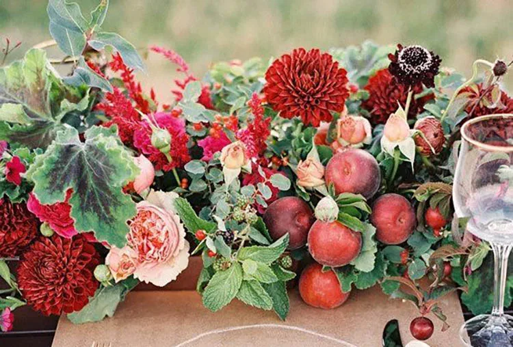apple centerpiece cropped