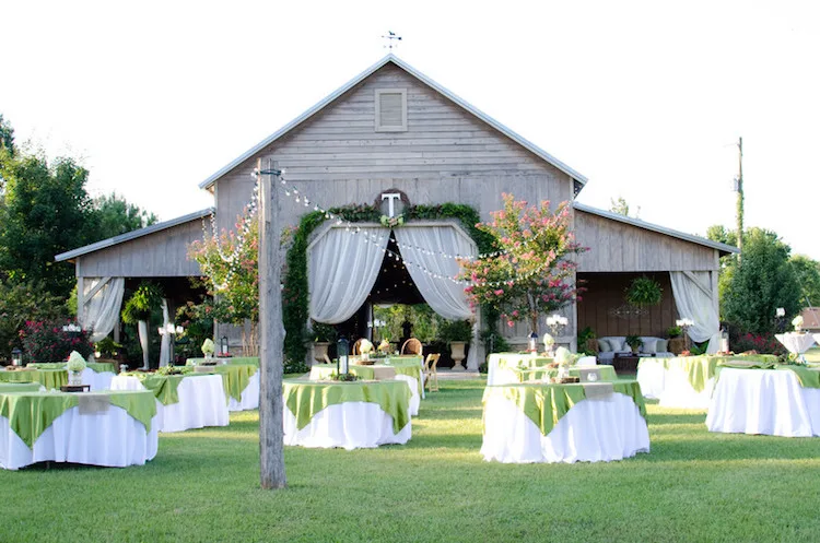 alabama_barn-wedding-venue_flint-creek