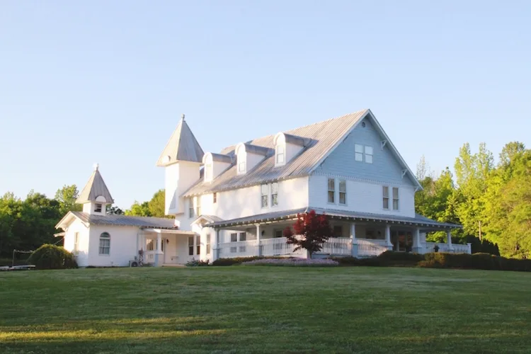 alabama_barn-wedding_venue_sonnet-house3